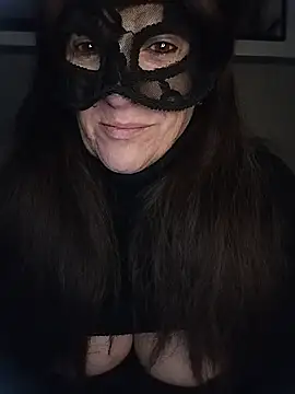 Snapshot of 23Milly chatting on December 2024 05:15:01 AM 23Milly online show from December 2024 05:15:01 AM