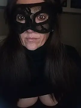 Snapshot of 23Milly chatting on January 2025 05:06:02 AM 23Milly online show from January 2025 05:06:02 AM