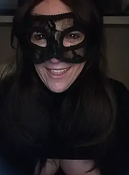 Snapshot of 23Milly chatting on January 2025 05:27:01 AM 23Milly online show from January 2025 05:27:01 AM