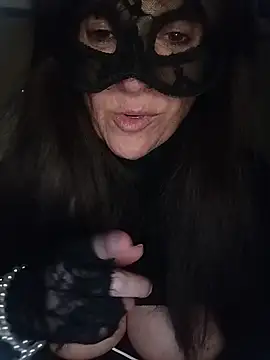 Snapshot of 23Milly chatting on February 2025 07:10:01 PM 23Milly online show from February 2025 07:10:01 PM