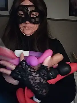 Snapshot of 23Milly chatting on March 2025 01:40:01 PM 23Milly online show from March 2025 01:40:01 PM