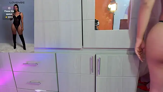 Anahi Cruz7 online show from September 2025 11:32:01 AM