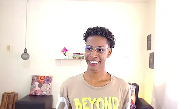 Snapshot of maiki18_ chatting on March 2025 01:45:01 PM maiki18 online show from March 2025 01:45:01 PM