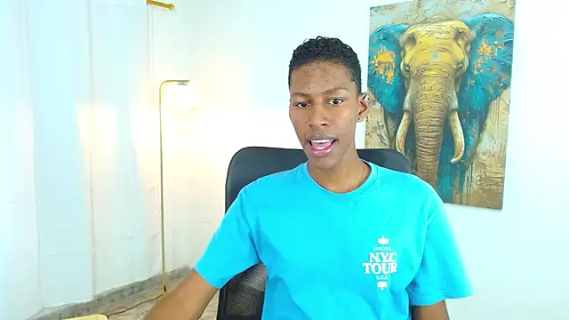 Snapshot of maiki18_ chatting on September 2025 08:34:01 PM maiki18 online show from September 2025 08:34:01 PM