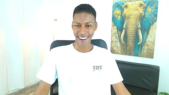 Snapshot of maiki18_ chatting on November 2025 08:52:02 PM maiki18 online show from November 2025 08:52:02 PM