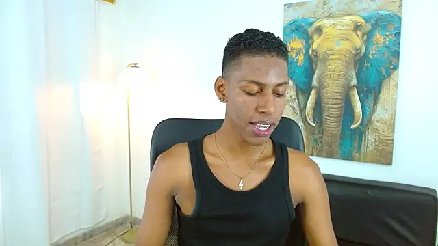 Snapshot of maiki18_ chatting on November 2025 08:52:01 PM maiki18 online show from November 2025 08:52:01 PM