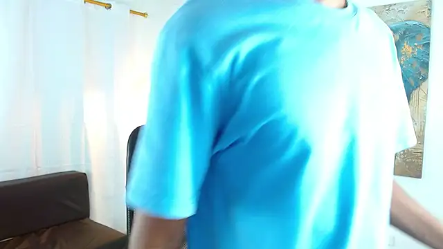 Snapshot of maiki18_ chatting on December 2025 08:58:02 PM maiki18 online show from December 2025 08:58:02 PM