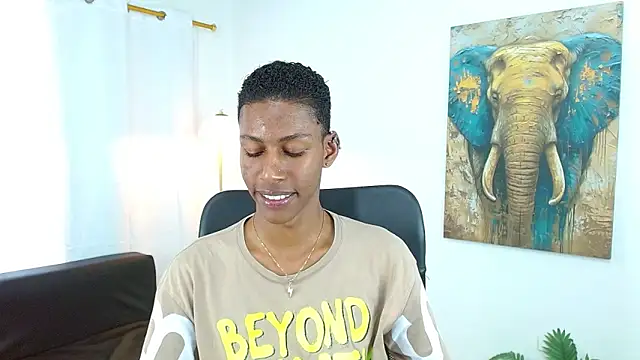 Snapshot of maiki18_ chatting on December 2025 09:10:02 PM maiki18 online show from December 2025 09:10:02 PM