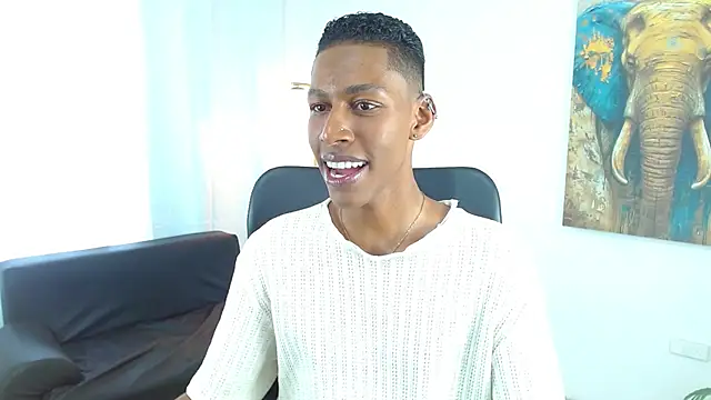 Snapshot of maiki18_ chatting on February 2026 08:34:01 PM maiki18 online show from February 2026 08:34:01 PM