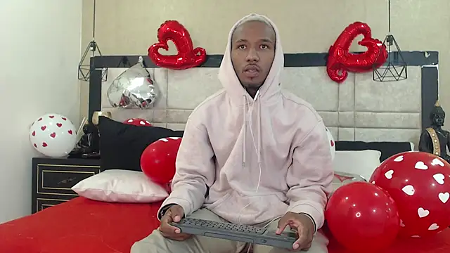 JamesParck online show from February 2025 10:12:02 AM