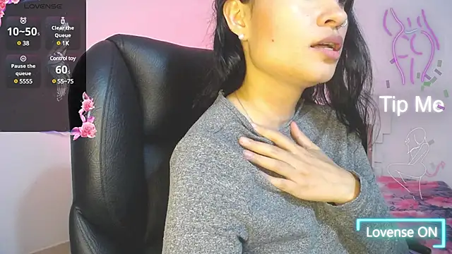 keelly richaardson1 online show from January 2025 06:56:01 AM