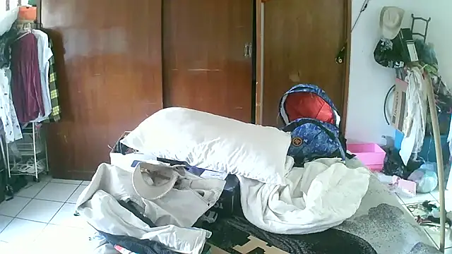 jperezofficial1 online show from October 2025 03:53:01 PM