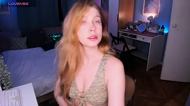 tenderdreams online show from December 2024 12:48:02 AM