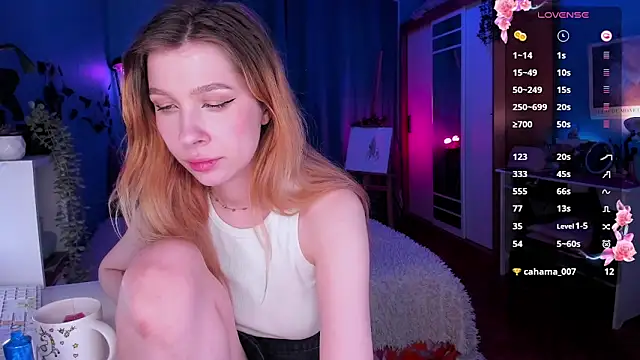 tenderdreams online show from March 2025 05:57:01 PM