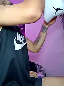 Leslly  online show from February 2025 11:08:02 AM