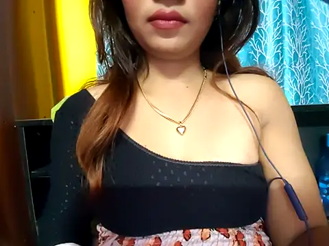 cutesoma2 online show from December 2025 06:01:02 PM