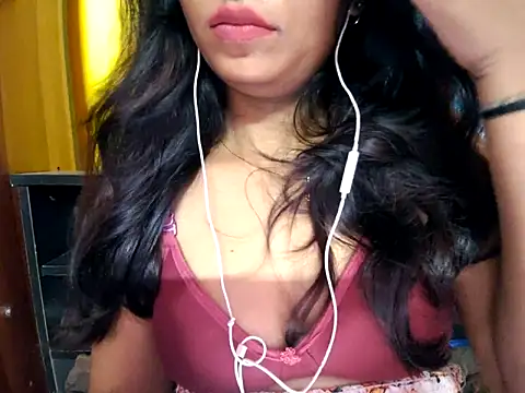 Snapshot of cutesoma2 chatting on June 2026 05:12:02 PM cutesoma2 online show from June 2026 05:12:02 PM