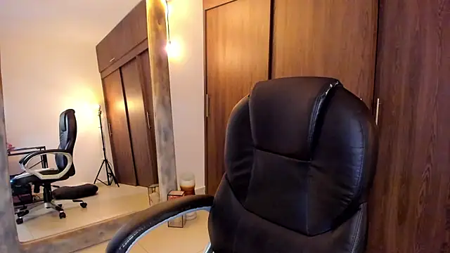 alikahouston4 online show from September 2025 03:08:01 AM