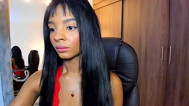 Snapshot of alikahouston4 chatting on November 2025 05:18:02 AM alikahouston4 online show from November 2025 05:18:02 AM