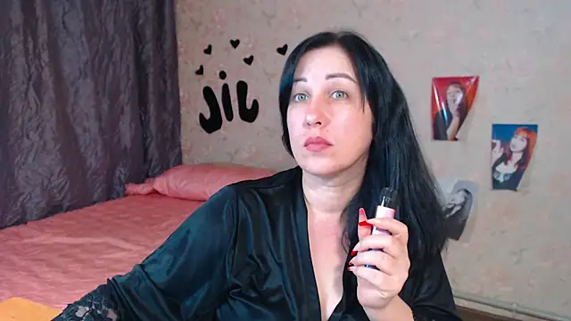 JillStevens online show from November 2025 04:00:02 AM