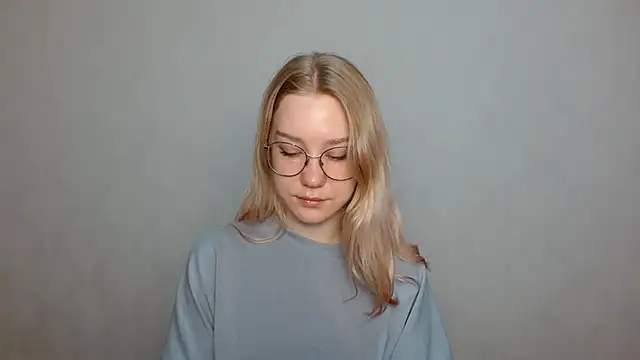 cindi hot online show from January 2025 09:16:02 AM