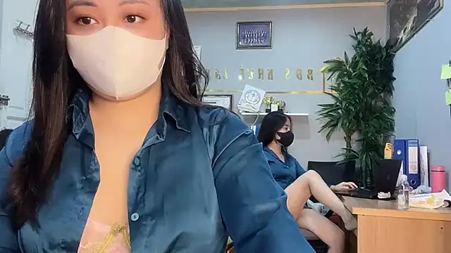 Bamboo Swetie online show from December 2024 02:06:01 PM