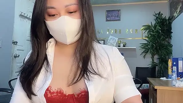 Bamboo Swetie online show from December 2024 10:47:02 PM