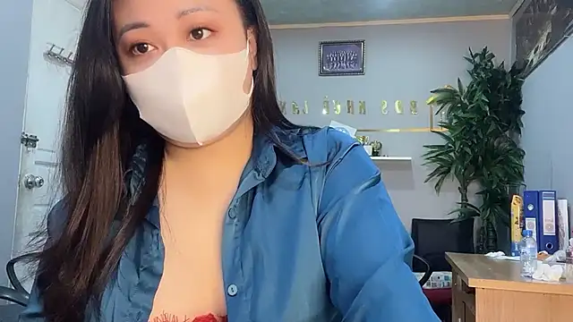 Bamboo Swetie online show from December 2024 12:01:02 AM