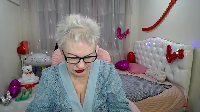 KayleSmoll online show from February 2025 10:25:01 PM