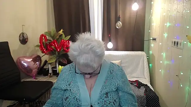 KayleSmoll online show from February 2025 04:53:02 AM