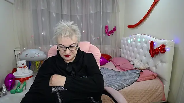 KayleSmoll online show from February 2025 01:51:01 AM