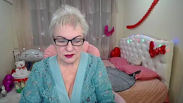 KayleSmoll online show from February 2025 10:50:01 PM