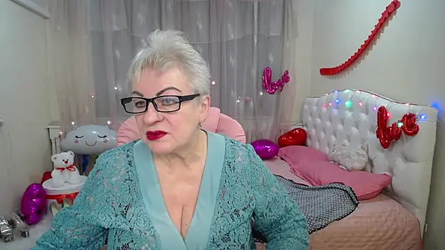 KayleSmoll online show from February 2025 07:46:01 PM