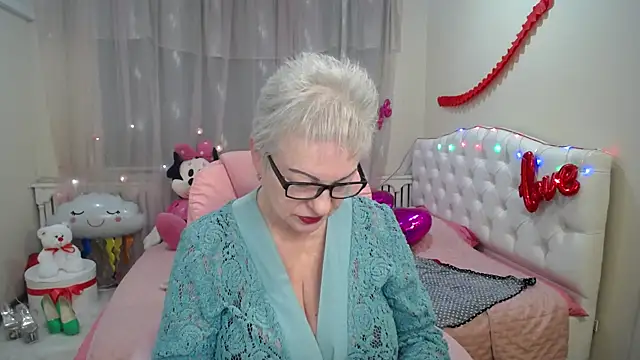 KayleSmoll online show from March 2025 10:31:02 PM