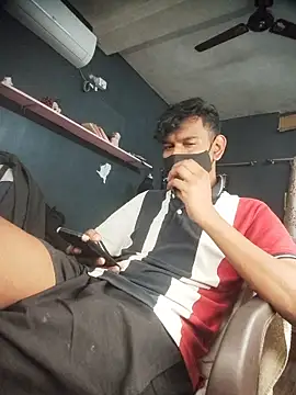 richardjames95 online show from February 2026 01:33:02 PM