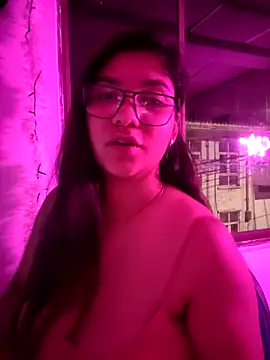 Snapshot of Sofythom1 chatting on March 2025 03:55:02 AM Sofythom1 online show from March 2025 03:55:02 AM