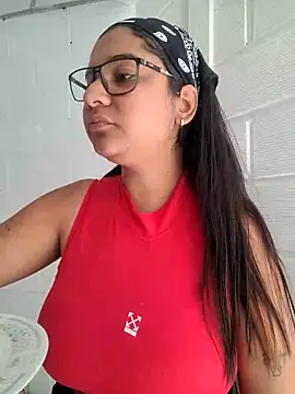 Snapshot of Sofythom1 chatting on March 2025 08:54:02 PM Sofythom1 online show from March 2025 08:54:02 PM