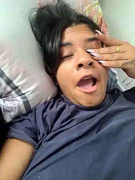 Snapshot of Sofythom1 chatting on January 2026 04:42:01 PM Sofythom1 online show from January 2026 04:42:01 PM