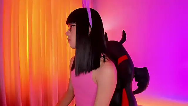 Kaarla    online show from March 2025 03:04:02 PM