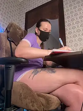 BlackM00n8 online show from January 2025 06:46:01 AM