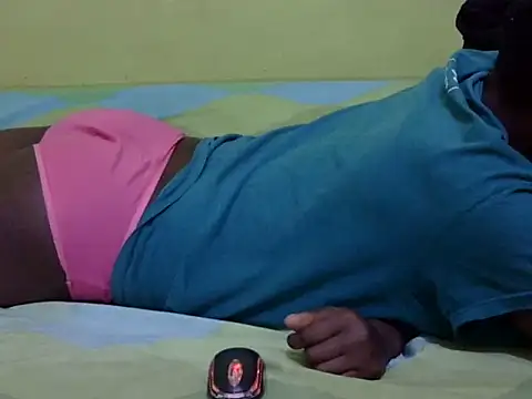 Snapshot of QUEEN-LIZ chatting on September 2025 06:45:02 AM QUEEN-LIZ online show from September 2025 06:45:02 AM