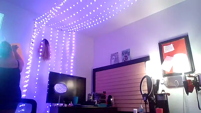 urgoodtime online show from May 2026 06:42:02 AM