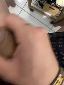 Snapshot of RDbruto chatting on February 2025 07:38:02 PM RDbruto online show from February 2025 07:38:02 PM