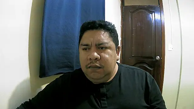 Snapshot of mateo-35audit chatting on October 2025 02:04:01 PM mateo-35audit online show from October 2025 02:04:01 PM