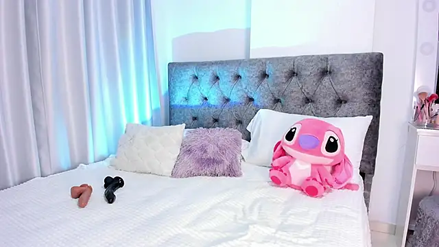 abbyfoxx  online show from February 2025 10:42:02 PM