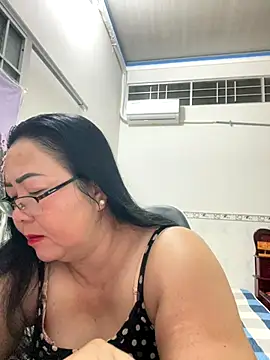 NDith online show from November 2025 09:47:02 PM