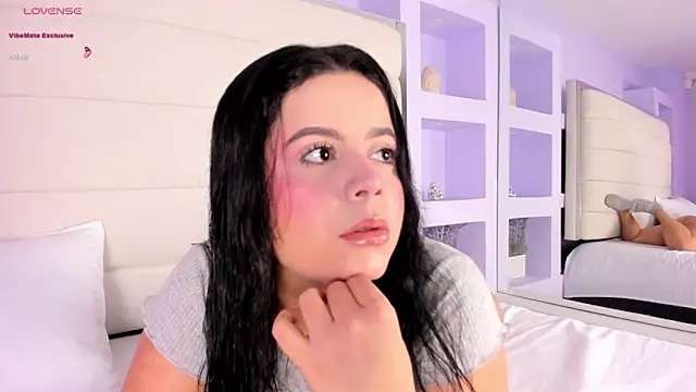 AkiraKings online show from September 2025 11:43:02 AM