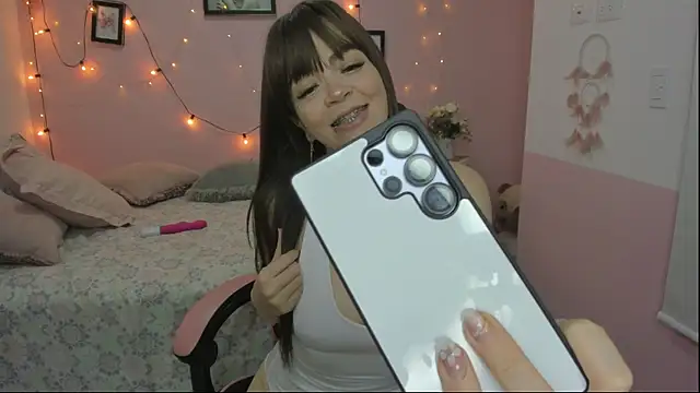 emilyharrix online show from April 2026 08:28:02 PM