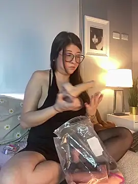 hannaasweet online show from February 2025 04:46:01 PM