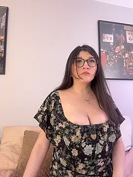 hannaasweet online show from February 2026 10:35:02 PM